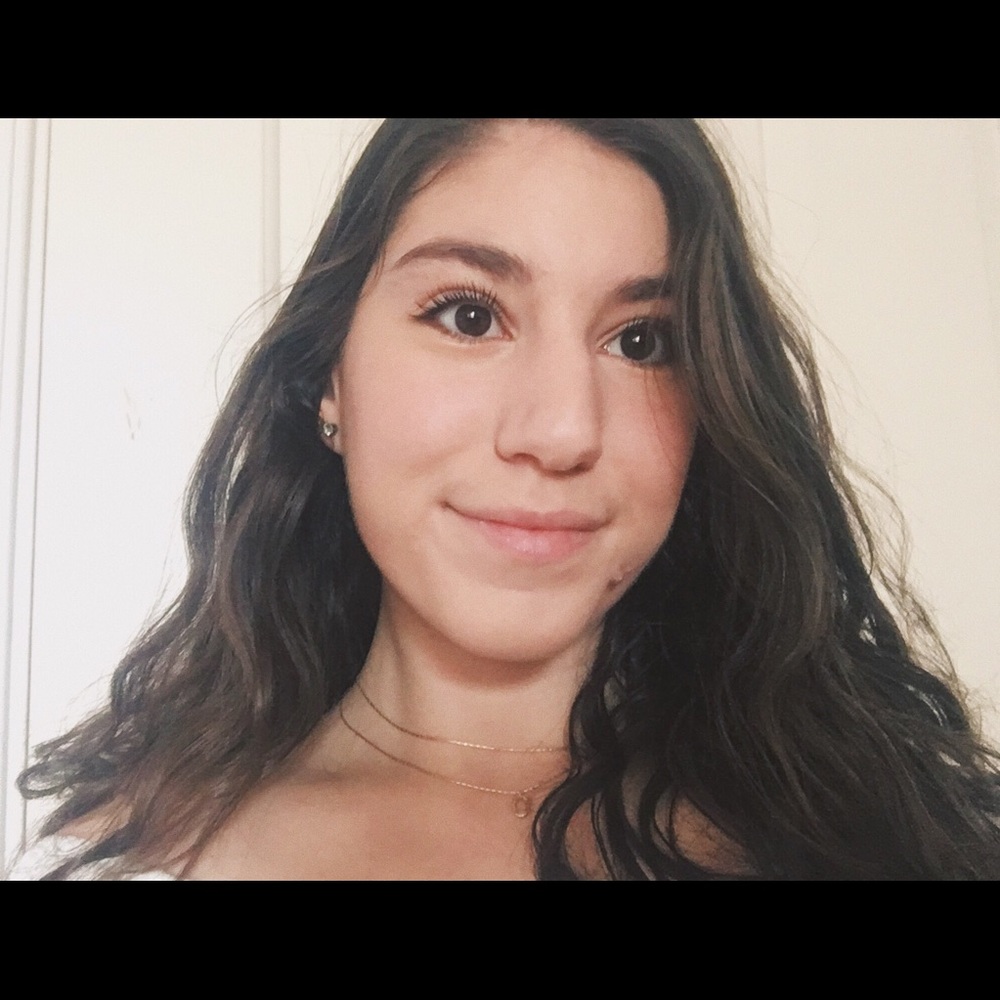 Meet your Posher, Julia